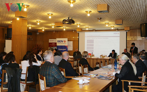 ជំរុញវិនិយោគពាណិជ្ជកម្មរបស់ឆែកជាមួយវៀតណាម